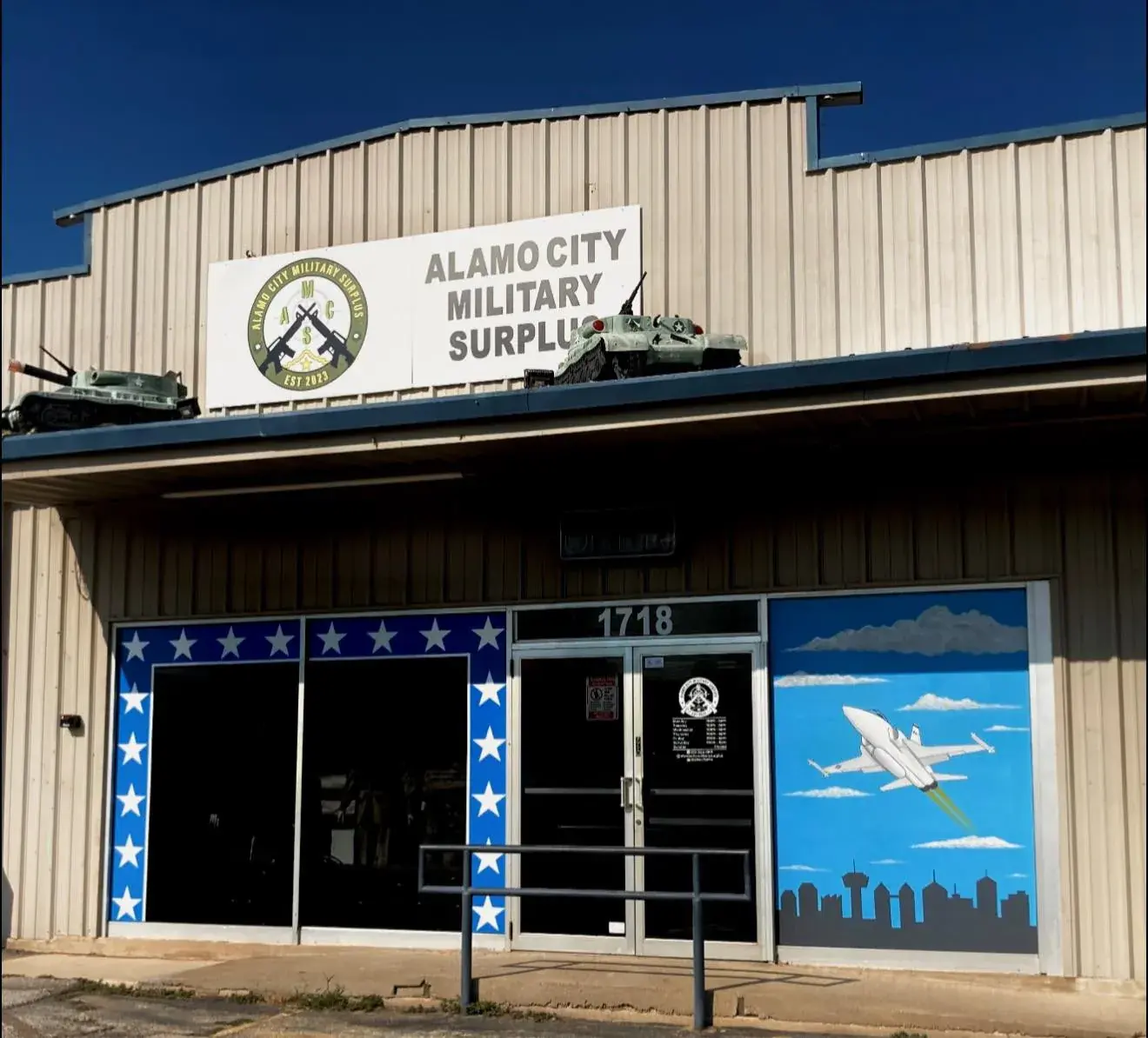 ALAMO CITY MILITARY SURPLUS STORE in Universal City, TX