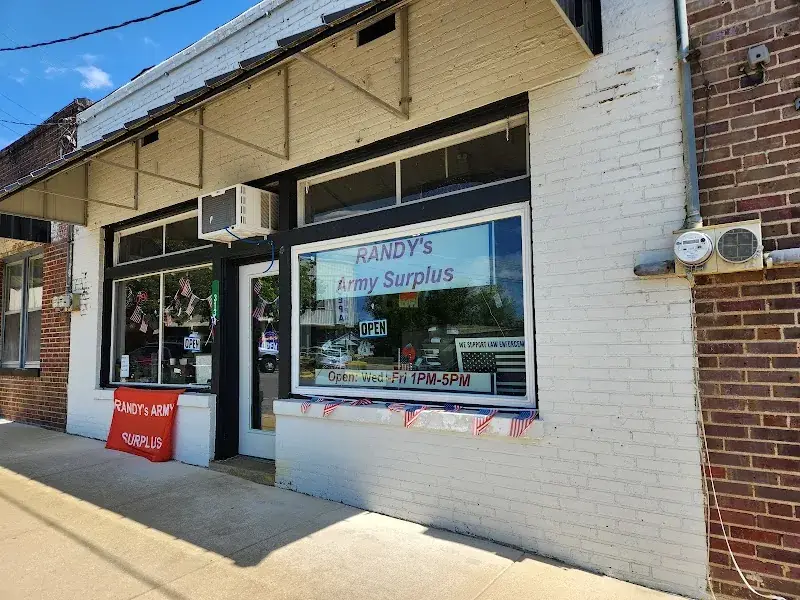 RandyΒ΄s Army Surplus in Booneville, MS