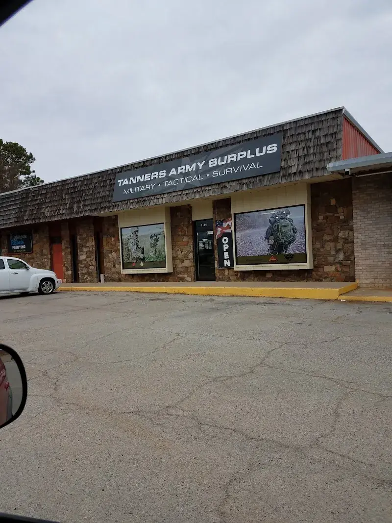 Tanners Army Surplus in Barling, AR